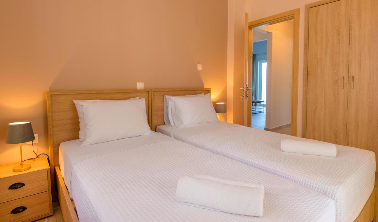 Margarita'S Seafront Luxury Apartment Elounda  Ngoại thất bức ảnh
