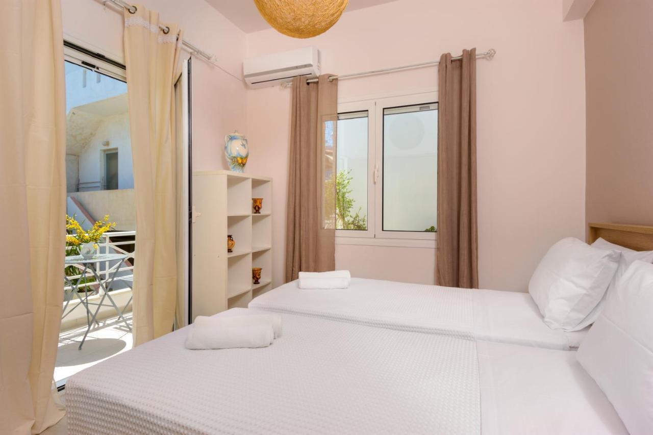 Margarita'S Seafront Luxury Apartment Elounda  Ngoại thất bức ảnh
