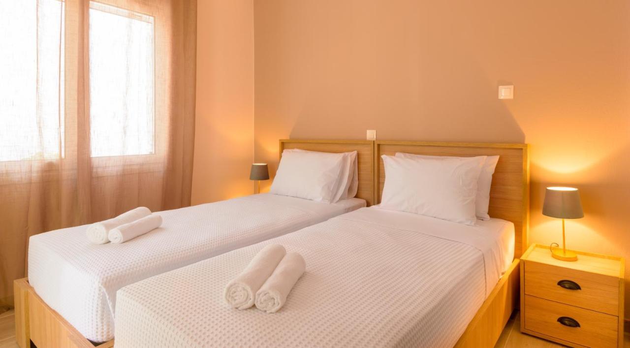 Margarita'S Seafront Luxury Apartment Elounda  Ngoại thất bức ảnh
