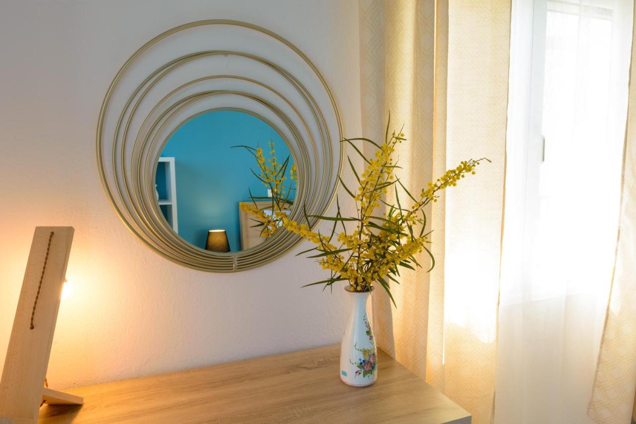 Margarita'S Seafront Luxury Apartment Elounda  Ngoại thất bức ảnh