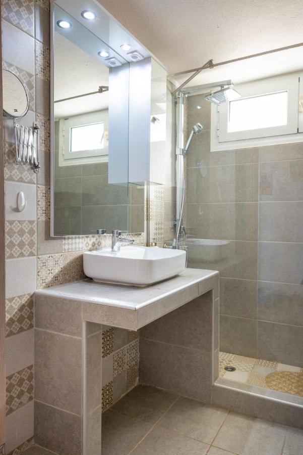 Margarita'S Seafront Luxury Apartment Elounda  Ngoại thất bức ảnh